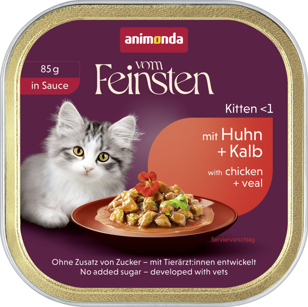 NOWOŚĆ! Tacka 85 g – wejście do świata premium Vom Feinsten 11 83676 Vom Feinsten Katze Kitten in Sauce mit Huhn Kalb 85g 72dpi 1920x1912px 5 NR 51148 1